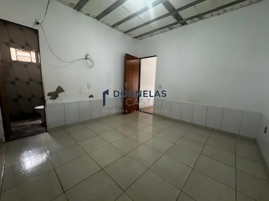 Foto 9 de Casa de Condomínio com 2 quartos à venda, 150m2 em Recanto das Emas, Brasilia - DF