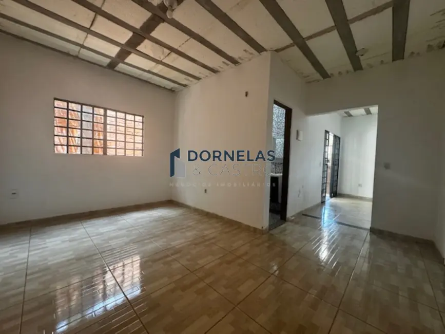 Foto 5 de Casa de Condomínio com 2 quartos à venda, 150m2 em Recanto das Emas, Brasilia - DF