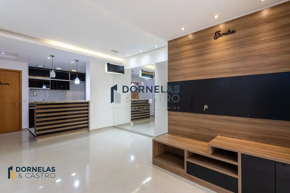 Foto 2 de Apartamento com 3 quartos à venda, 79m2 em Guará II, Brasilia - DF