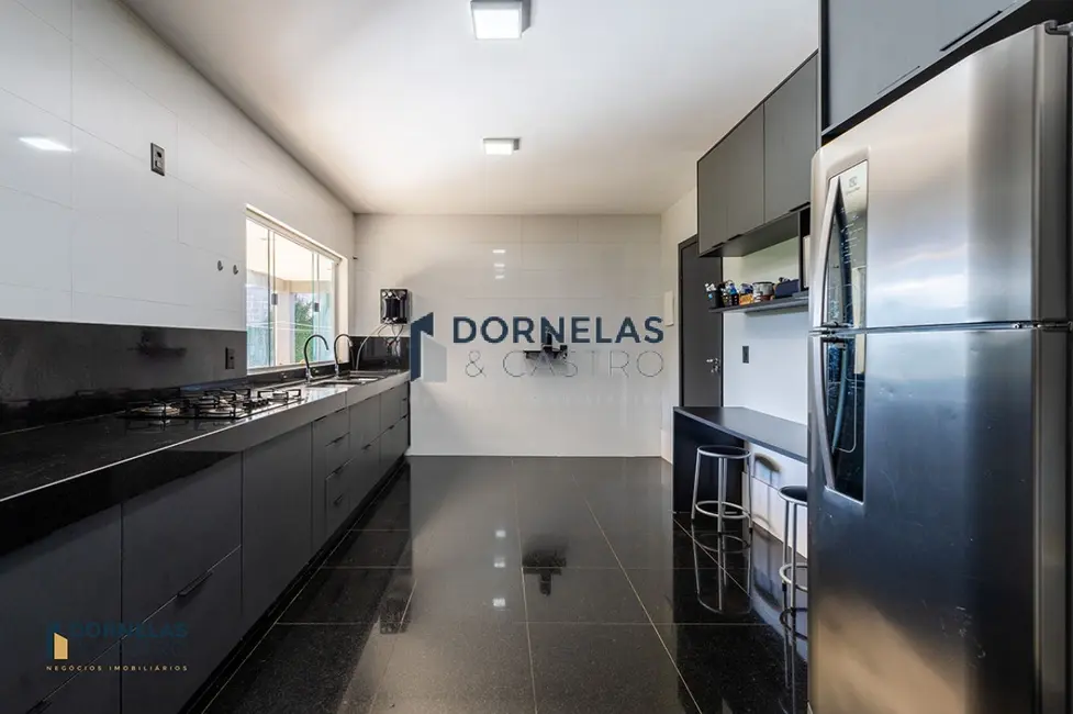 Foto 22 de Casa de Condomínio com 3 quartos à venda, 1230m2 em Setor Habitacional Jardim Botânico, Brasilia - DF