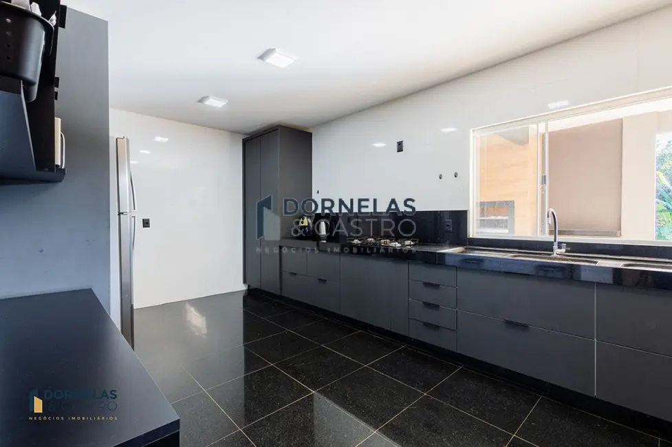 Foto 21 de Casa de Condomínio com 3 quartos à venda, 1230m2 em Setor Habitacional Jardim Botânico, Brasilia - DF