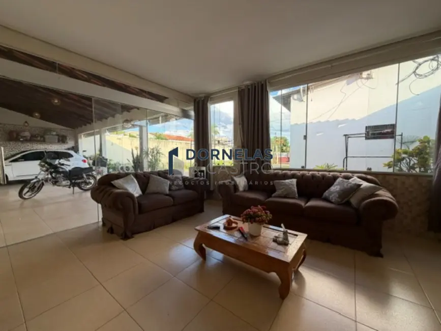 Casa de Condomínio com 3 quartos à venda, 778m2 em Guará I, Brasilia - DF - imagem 5 Foto 5 de Casa de Condomínio com 3 quartos à venda, 778m2 em Guará I, Brasilia - DF