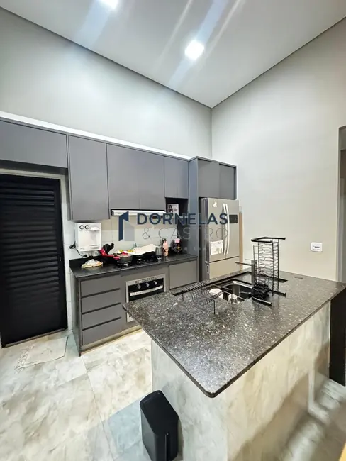 Casa de Condomínio com 3 quartos à venda, 160m2 em Guará II, Brasilia - DF - imagem 5 Foto 5 de Casa de Condomínio com 3 quartos à venda, 160m2 em Guará II, Brasilia - DF