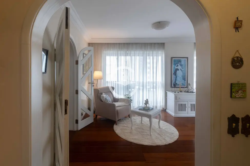 Foto 8 de Apartamento com 3 quartos à venda, 198m2 em Moema, São Paulo - SP