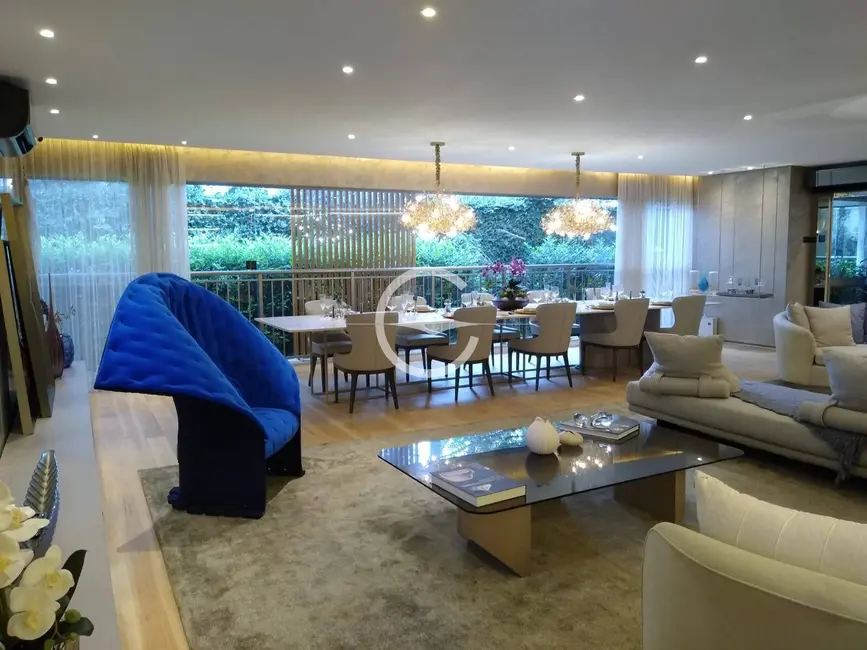 Foto 1 de Apartamento com 3 quartos à venda, 252m2 em Moema, São Paulo - SP