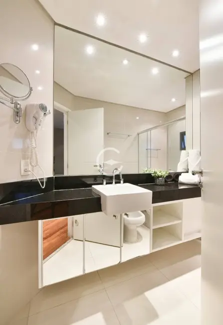 Foto 5 de Apartamento com 1 quarto à venda e para alugar, 65m2 em Vila Olímpia, São Paulo - SP