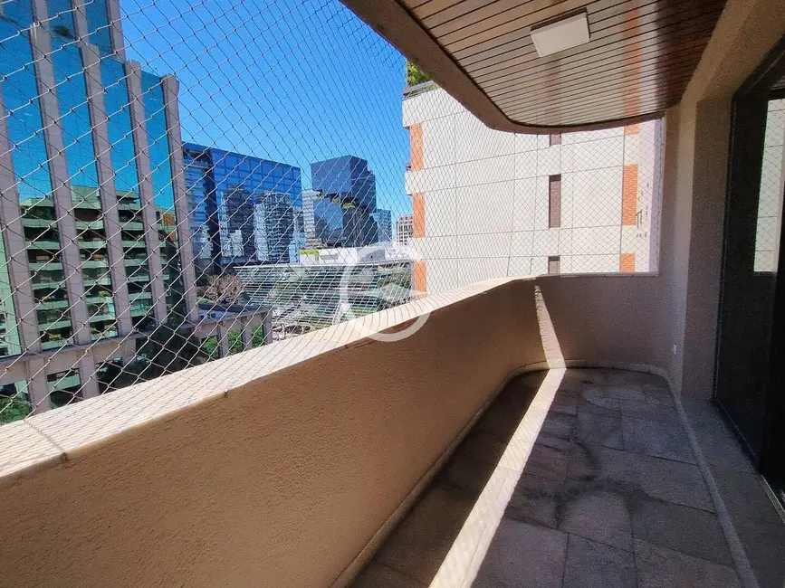 Apartamento com 3 quartos à venda e para alugar, 209m2 em Itaim Bibi, São Paulo - SP - imagem 6 Foto 6 de Apartamento com 3 quartos à venda e para alugar, 209m2 em Itaim Bibi, São Paulo - SP