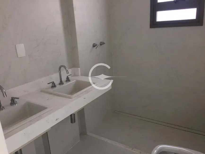 Apartamento com 3 quartos à venda, 192m2 em Campo Belo, São Paulo - SP - imagem 3 Foto 3 de Apartamento com 3 quartos à venda, 192m2 em Campo Belo, São Paulo - SP
