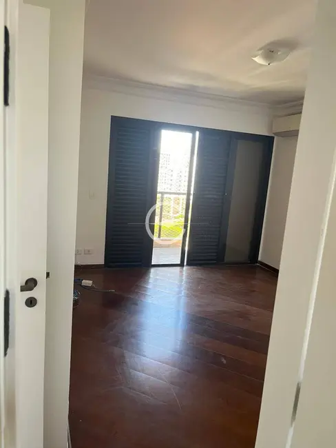 Foto 4 de Apartamento com 4 quartos para alugar, 235m2 em Planalto Paulista, São Paulo - SP