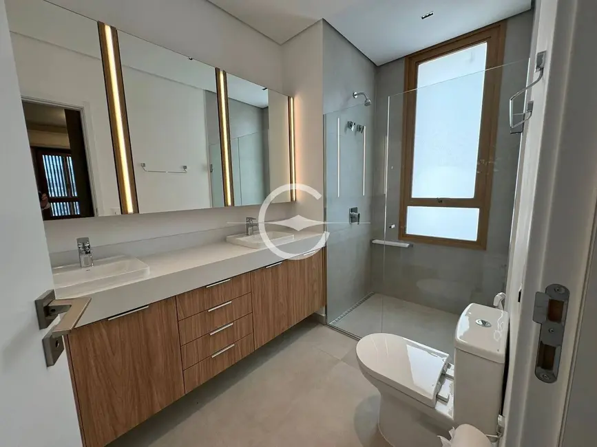 Apartamento com 3 quartos à venda e para alugar, 147m2 em Itaim Bibi, São Paulo - SP - imagem 8 Foto 8 de Apartamento com 3 quartos à venda e para alugar, 147m2 em Itaim Bibi, São Paulo - SP