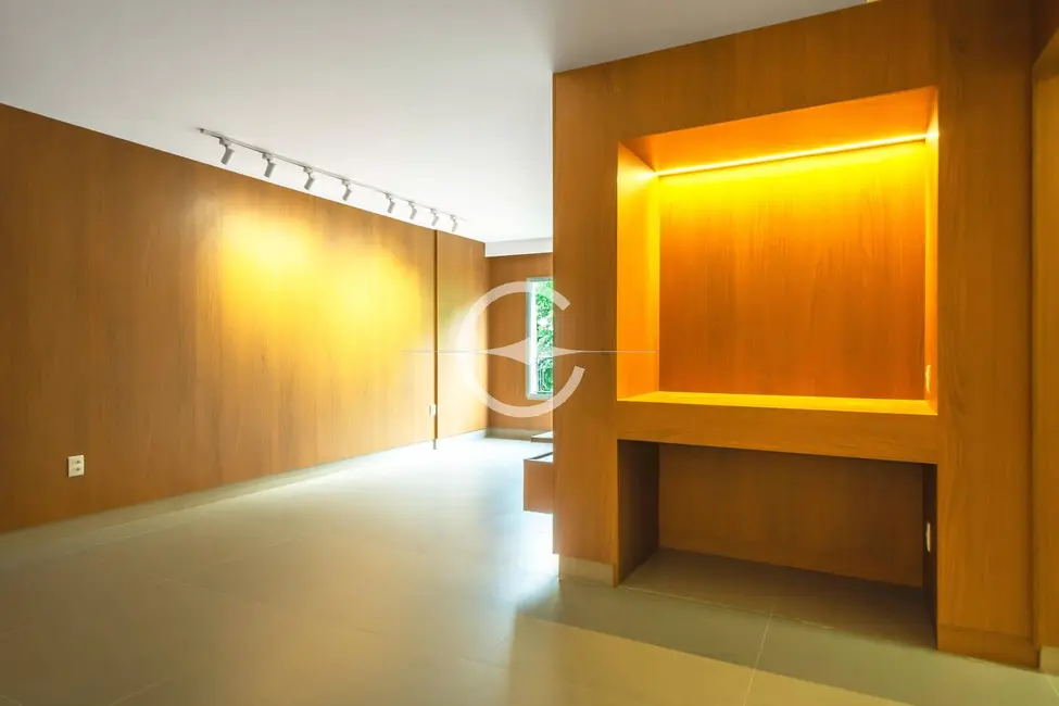 Apartamento com 2 quartos à venda, 84m2 em Vila Nova Conceição, São Paulo - SP - imagem 7 Foto 7 de Apartamento com 2 quartos à venda, 84m2 em Vila Nova Conceição, São Paulo - SP