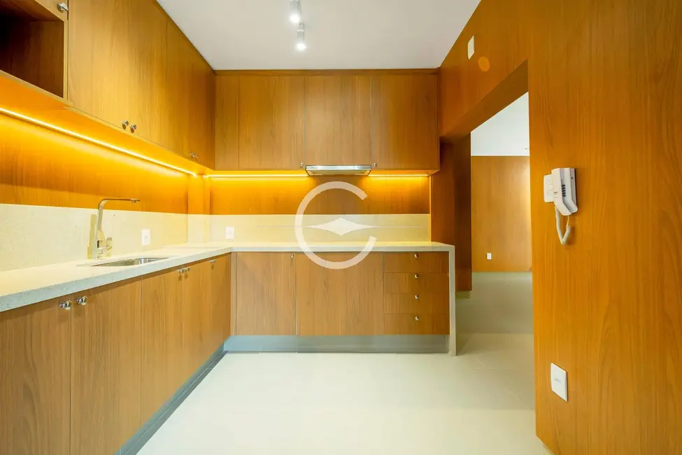 Apartamento com 2 quartos à venda, 84m2 em Vila Nova Conceição, São Paulo - SP - imagem 6 Foto 6 de Apartamento com 2 quartos à venda, 84m2 em Vila Nova Conceição, São Paulo - SP