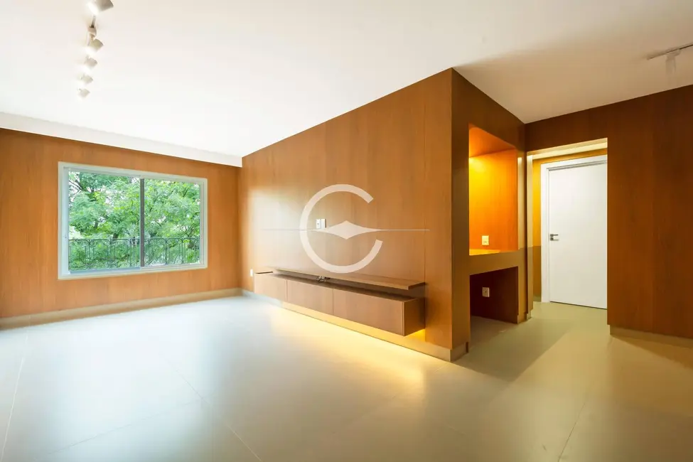 Apartamento com 2 quartos à venda, 84m2 em Vila Nova Conceição, São Paulo - SP - imagem 1 Foto 1 de Apartamento com 2 quartos à venda, 84m2 em Vila Nova Conceição, São Paulo - SP