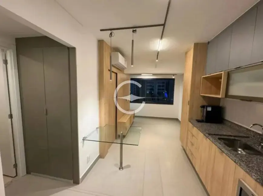 Foto 1 de Apartamento com 1 quarto para alugar, 32m2 em Moema, São Paulo - SP