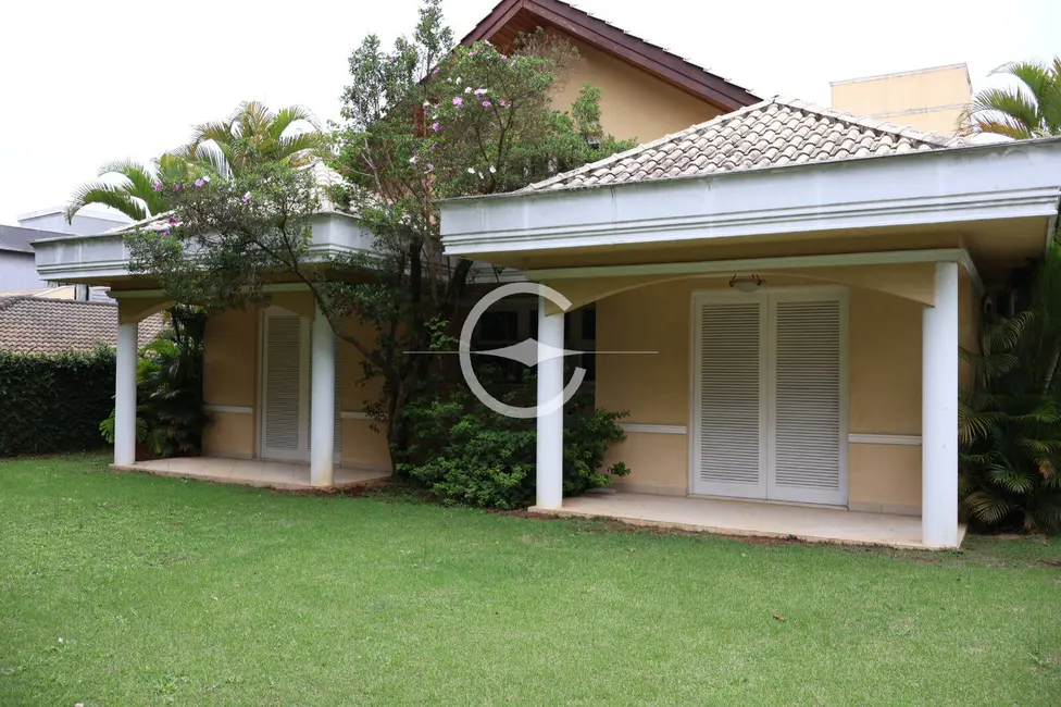 Casa com 4 quartos à venda, 1003m2 em Residencial Tamboré, Barueri - SP - imagem 8 Foto 8 de Casa com 4 quartos à venda, 1003m2 em Residencial Tamboré, Barueri - SP