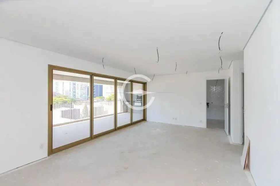 Apartamento com 3 quartos à venda, 149m2 em Moema, São Paulo - SP - imagem 1 Foto 1 de Apartamento com 3 quartos à venda, 149m2 em Moema, São Paulo - SP