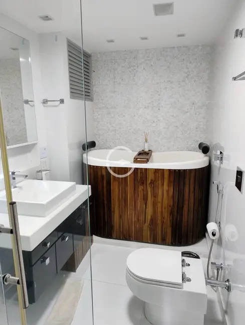 Apartamento com 3 quartos para alugar, 120m2 em Itaim Bibi, São Paulo - SP - imagem 7 Foto 7 de Apartamento com 3 quartos para alugar, 120m2 em Itaim Bibi, São Paulo - SP