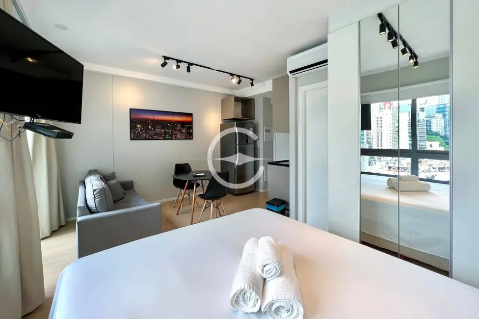 Foto 6 de Apartamento com 1 quarto para alugar, 27m2 em Vila Nova Conceição, São Paulo - SP