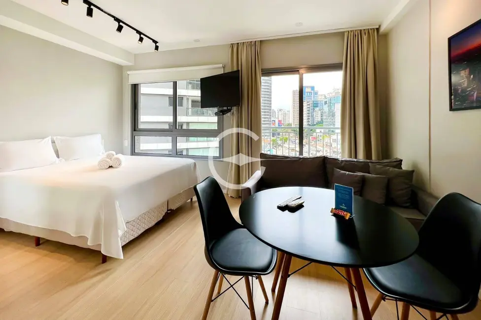 Foto 2 de Apartamento com 1 quarto para alugar, 27m2 em Vila Nova Conceição, São Paulo - SP