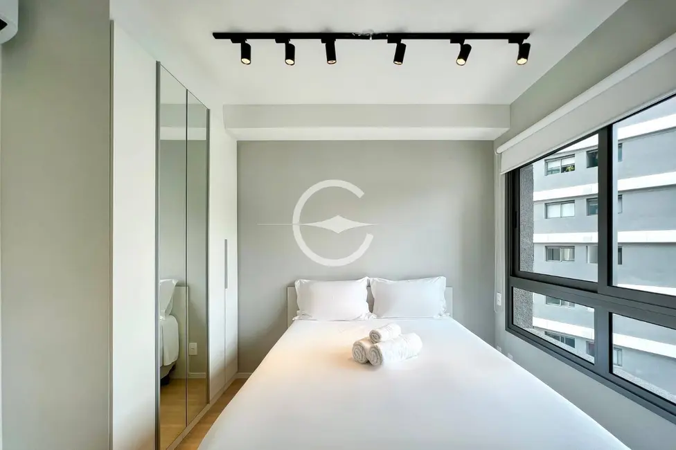 Foto 3 de Apartamento com 1 quarto para alugar, 27m2 em Vila Nova Conceição, São Paulo - SP