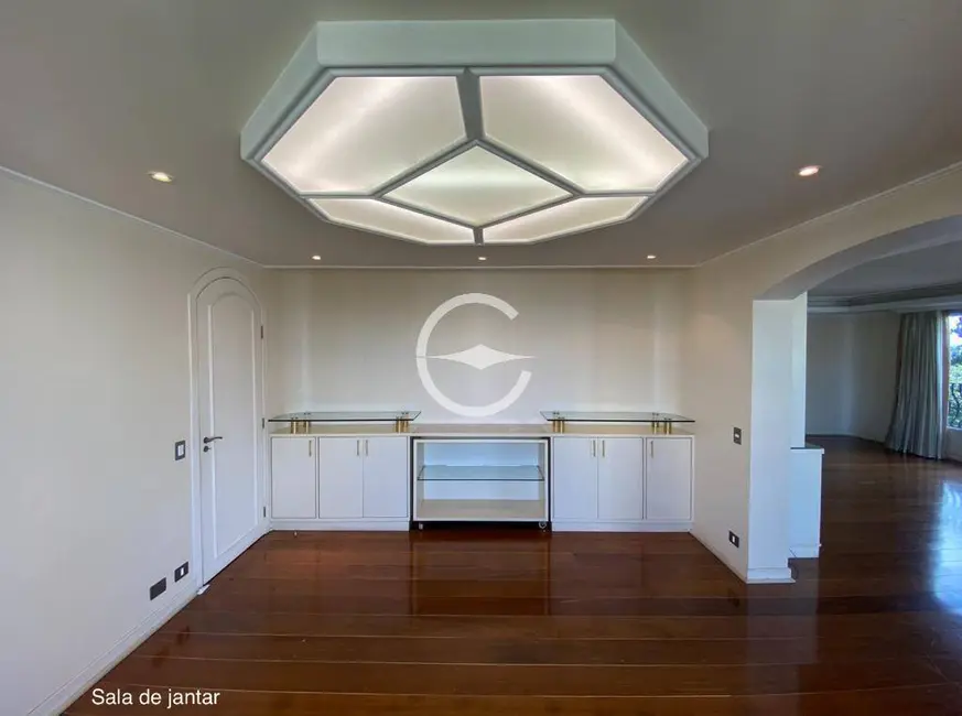 Apartamento com 4 quartos à venda e para alugar, 340m2 em São Paulo - SP - imagem 5 Foto 5 de Apartamento com 4 quartos à venda e para alugar, 340m2 em São Paulo - SP