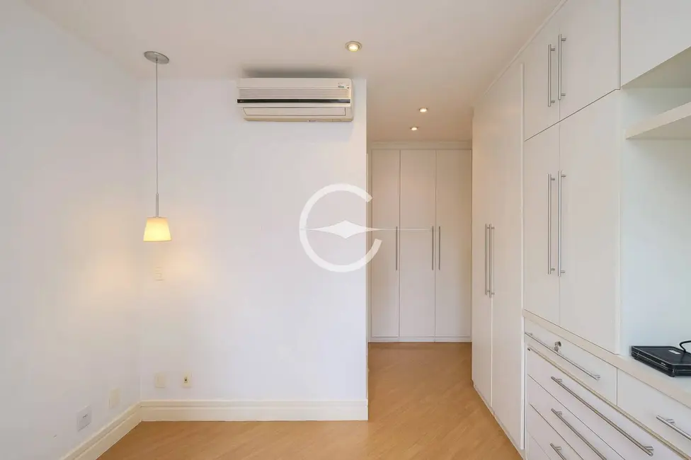 Apartamento com 3 quartos à venda e para alugar, 124m2 em Vila Olímpia, São Paulo - SP - imagem 4 Foto 4 de Apartamento com 3 quartos à venda e para alugar, 124m2 em Vila Olímpia, São Paulo - SP