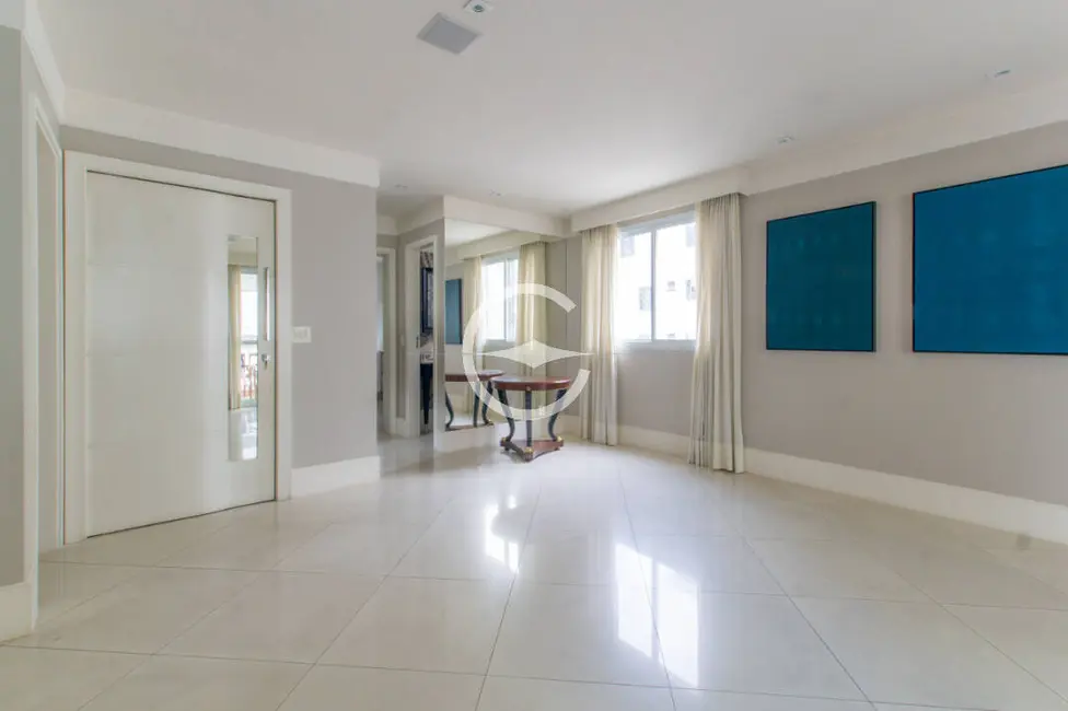 Foto 2 de Apartamento com 3 quartos à venda, 124m2 em Vila Uberabinha, São Paulo - SP