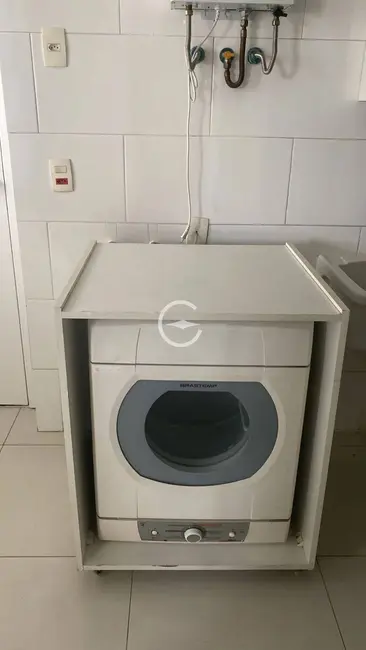 Apartamento com 3 quartos à venda, 220m2 em Itaim Bibi, São Paulo - SP - imagem 6 Foto 6 de Apartamento com 3 quartos à venda, 220m2 em Itaim Bibi, São Paulo - SP