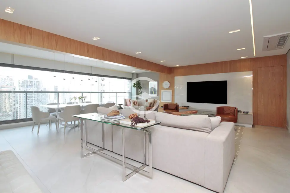 Apartamento com 3 quartos à venda, 181m2 em Jardim das Acácias, São Paulo - SP - imagem 4 Foto 4 de Apartamento com 3 quartos à venda, 181m2 em Jardim das Acácias, São Paulo - SP