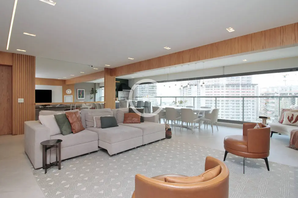 Apartamento com 3 quartos à venda, 181m2 em Jardim das Acácias, São Paulo - SP - imagem 5 Foto 5 de Apartamento com 3 quartos à venda, 181m2 em Jardim das Acácias, São Paulo - SP