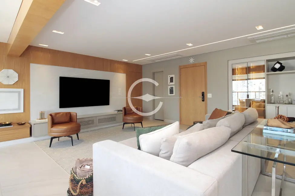 Apartamento com 3 quartos à venda, 181m2 em Jardim das Acácias, São Paulo - SP - imagem 7 Foto 7 de Apartamento com 3 quartos à venda, 181m2 em Jardim das Acácias, São Paulo - SP