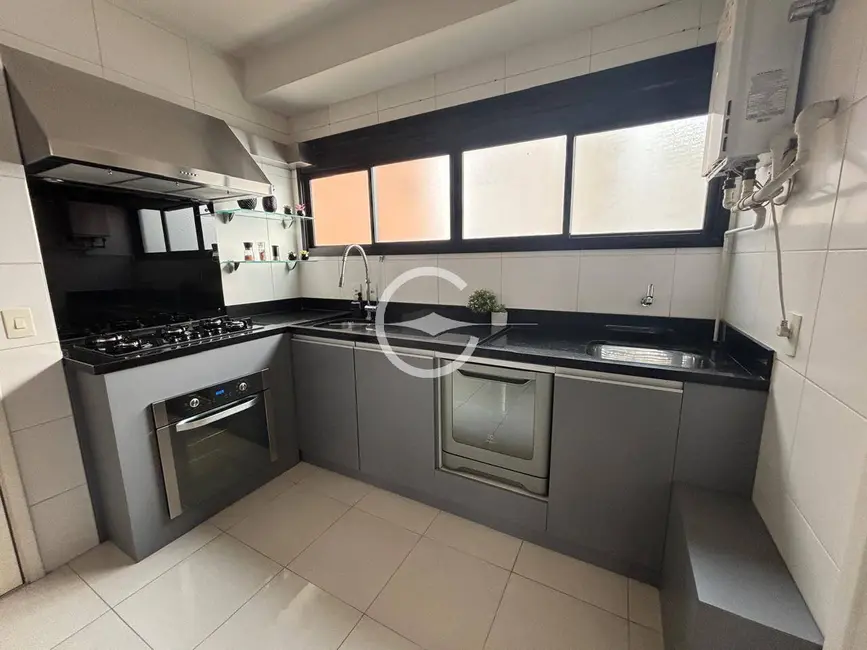 Apartamento com 3 quartos à venda, 184m2 em Vila Andrade, São Paulo - SP - imagem 8 Foto 8 de Apartamento com 3 quartos à venda, 184m2 em Vila Andrade, São Paulo - SP