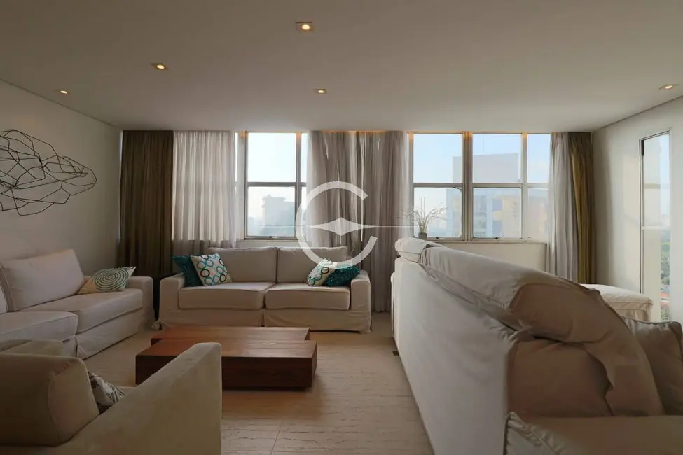 Apartamento com 3 quartos para alugar, 180m2 em Itaim Bibi, São Paulo - SP - imagem 4 Foto 4 de Apartamento com 3 quartos para alugar, 180m2 em Itaim Bibi, São Paulo - SP