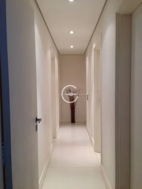 Apartamento com 3 quartos para alugar, 180m2 em Itaim Bibi, São Paulo - SP - imagem 6 Foto 6 de Apartamento com 3 quartos para alugar, 180m2 em Itaim Bibi, São Paulo - SP