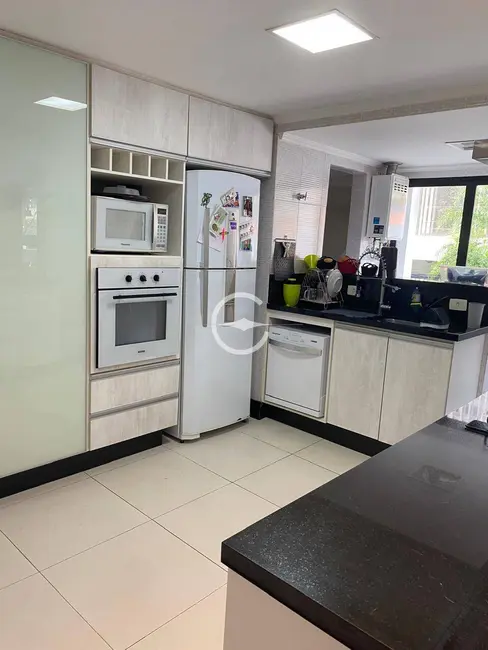 Apartamento com 4 quartos à venda, 147m2 em Moema, São Paulo - SP - imagem 7 Foto 7 de Apartamento com 4 quartos à venda, 147m2 em Moema, São Paulo - SP