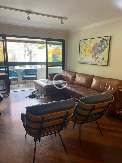 Apartamento com 4 quartos à venda, 147m2 em Moema, São Paulo - SP - imagem 3 Foto 3 de Apartamento com 4 quartos à venda, 147m2 em Moema, São Paulo - SP