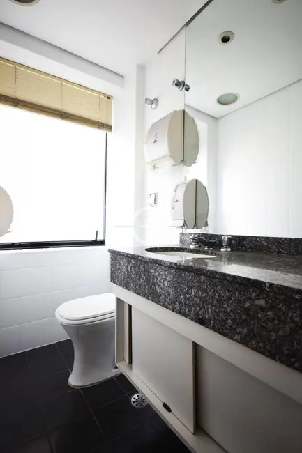 Foto 4 de Sala Comercial à venda e para alugar, 100m2 em Itaim Bibi, São Paulo - SP