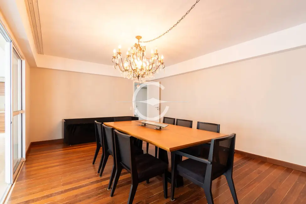 Foto 4 de Apartamento com 3 quartos à venda, 204m2 em Moema, São Paulo - SP