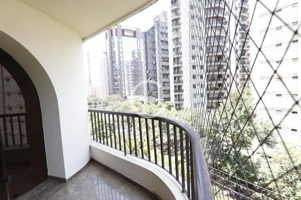 Foto 3 de Apartamento com 4 quartos à venda, 170m2 em Moema, São Paulo - SP