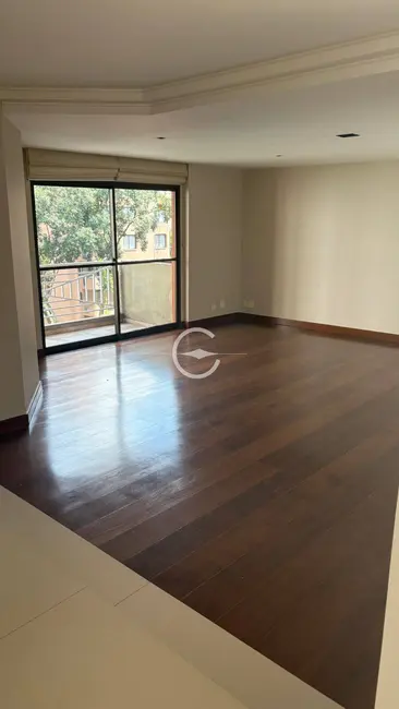 Foto 3 de Apartamento com 3 quartos à venda, 180m2 em Moema, São Paulo - SP