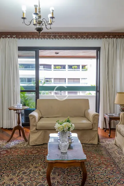 Foto 9 de Apartamento com 4 quartos à venda, 147m2 em Vila Uberabinha, São Paulo - SP