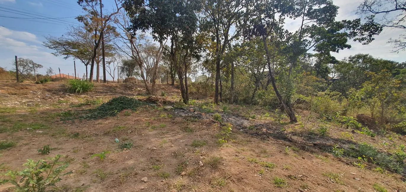 Foto 3 de Terreno / Lote à venda, 450m2 em Esmeraldas - MG