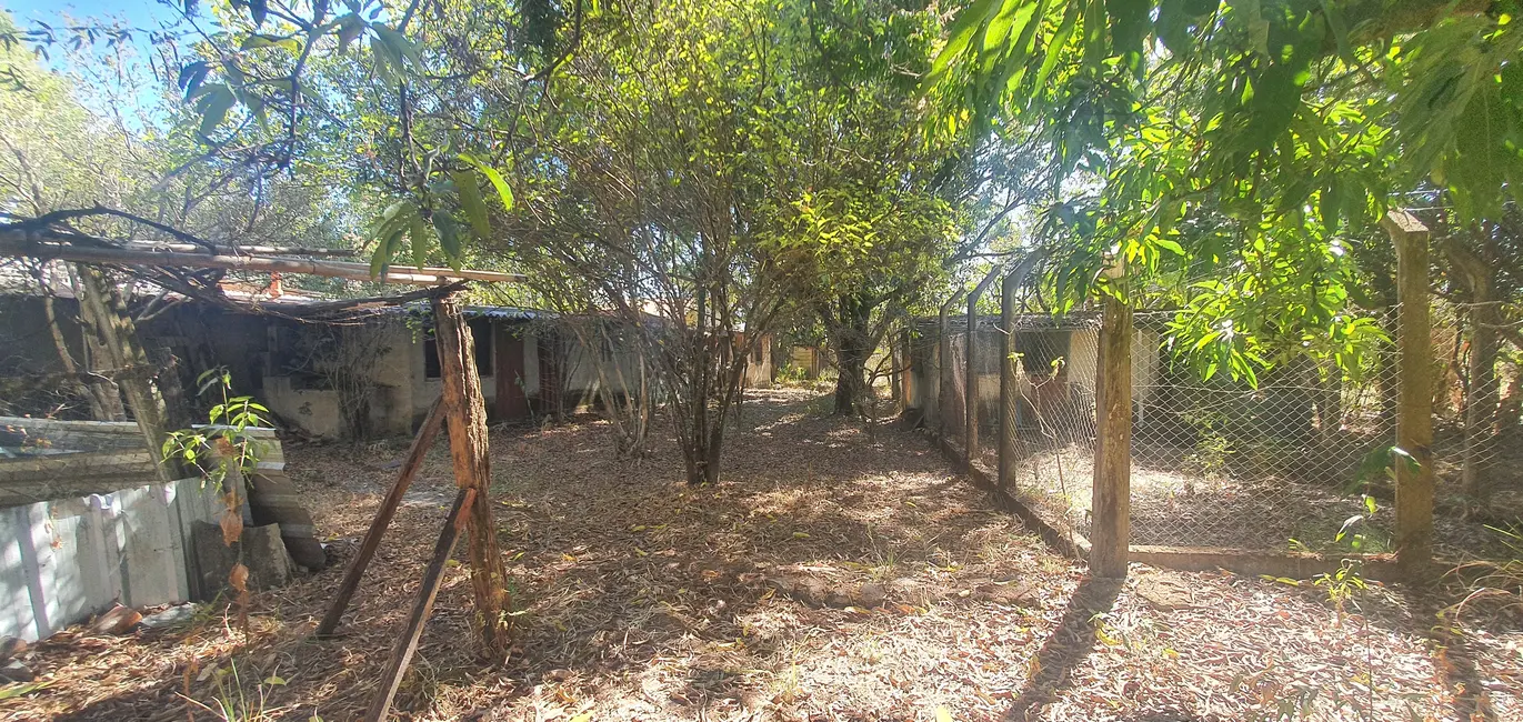 Sítio / Rancho com 3 quartos à venda, 260m2 em Centro, Esmeraldas - MG - imagem 5 Foto 5 de Sítio / Rancho com 3 quartos à venda, 260m2 em Centro, Esmeraldas - MG