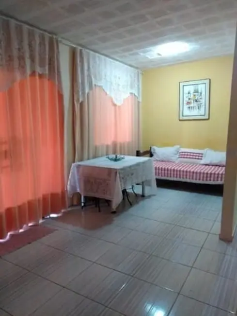 Casa com 2 quartos à venda, 31m2 em Esmeraldas - MG - imagem 3 Foto 3 de Casa com 2 quartos à venda, 31m2 em Esmeraldas - MG