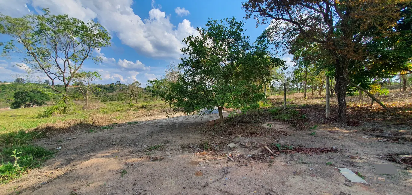 Foto 2 de Terreno / Lote à venda, 4600m2 em Esmeraldas - MG