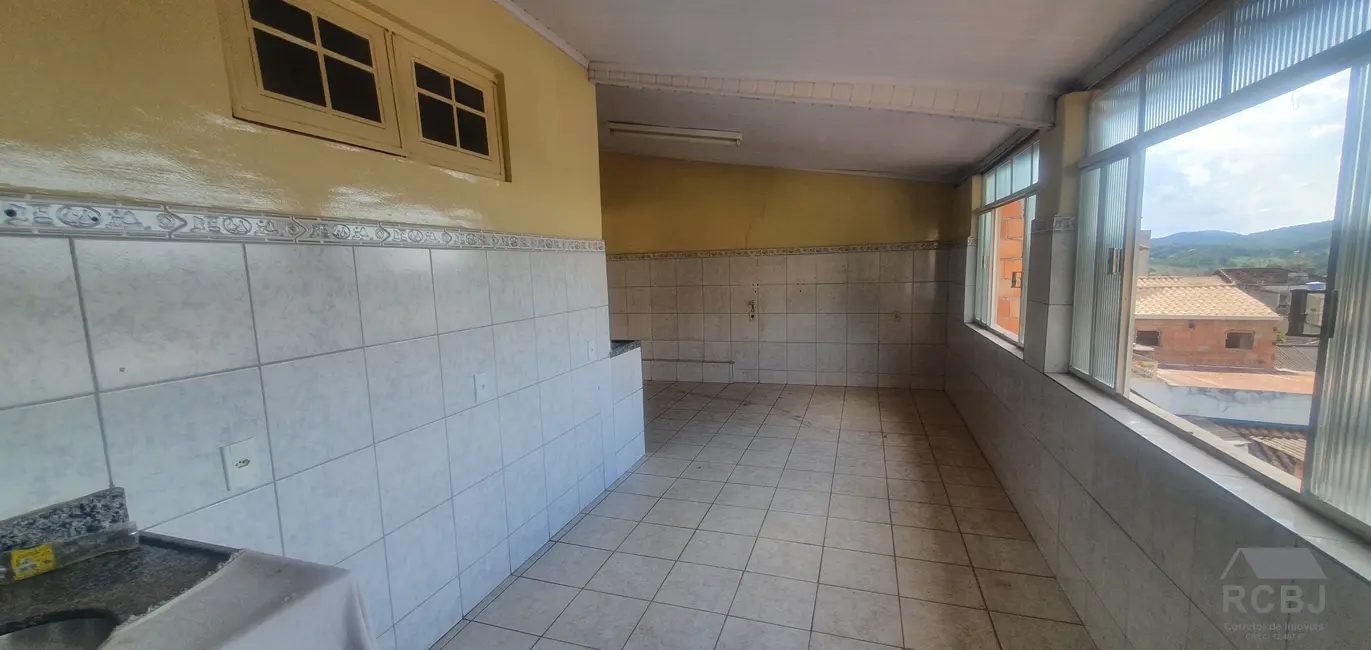 Foto 9 de Casa com 3 quartos à venda, 140m2 em Centro, Esmeraldas - MG