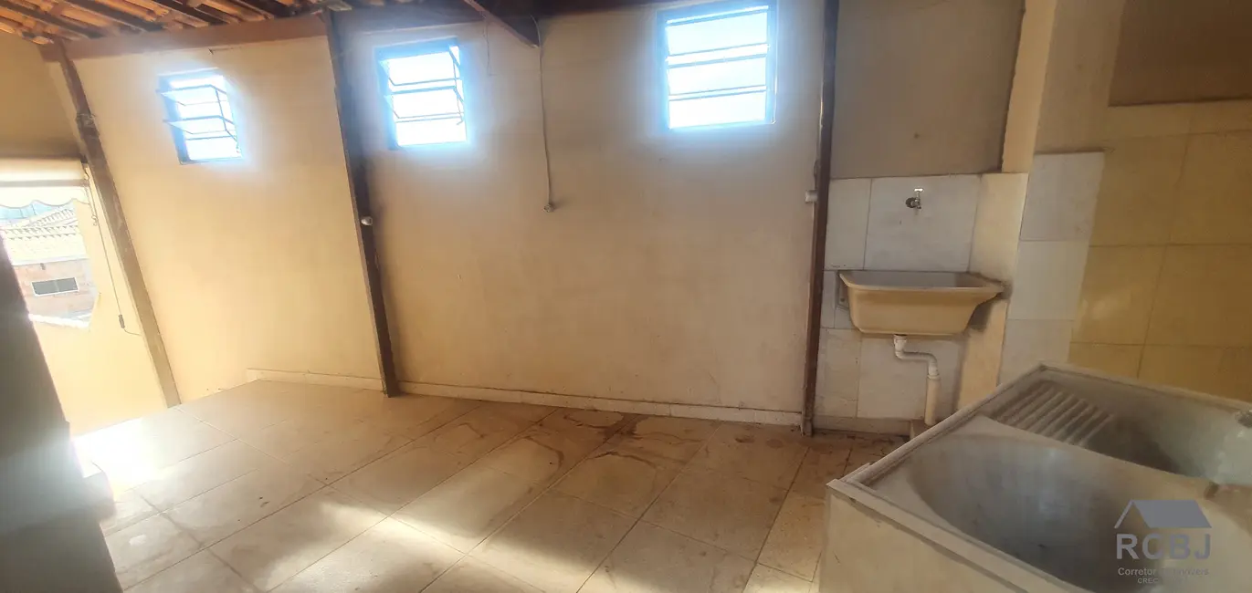 Foto 7 de Casa com 3 quartos à venda, 140m2 em Centro, Esmeraldas - MG