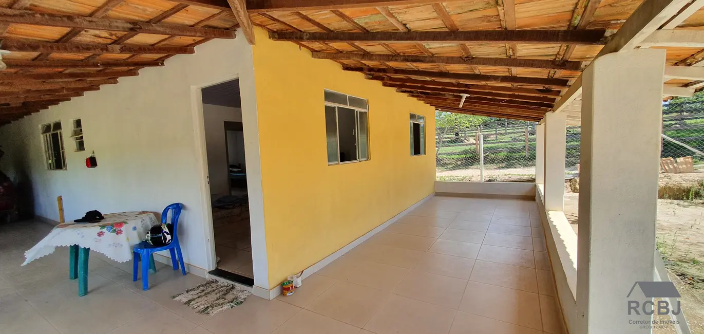 Sítio / Rancho com 2 quartos à venda, 120m2 em Esmeraldas - MG - imagem 3 Foto 3 de Sítio / Rancho com 2 quartos à venda, 120m2 em Esmeraldas - MG
