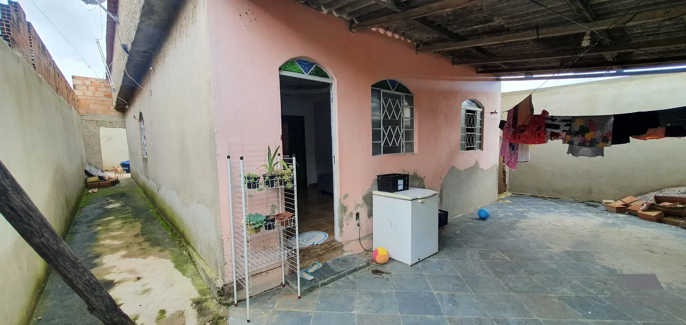Casa com 3 quartos à venda, 90m2 em Fazenda Castro, Ribeirao Das Neves - MG - imagem 4 Foto 4 de Casa com 3 quartos à venda, 90m2 em Fazenda Castro, Ribeirao Das Neves - MG