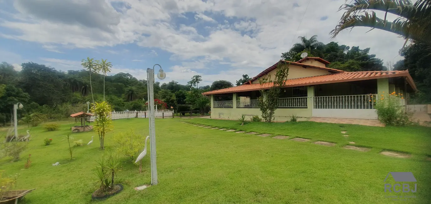 Sítio / Rancho com 3 quartos à venda, 300m2 em Esmeraldas - MG - imagem 6 Foto 6 de Sítio / Rancho com 3 quartos à venda, 300m2 em Esmeraldas - MG